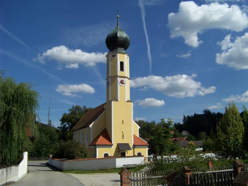 Pfarrkirche St. Peter und Paul in Oberaichbach
