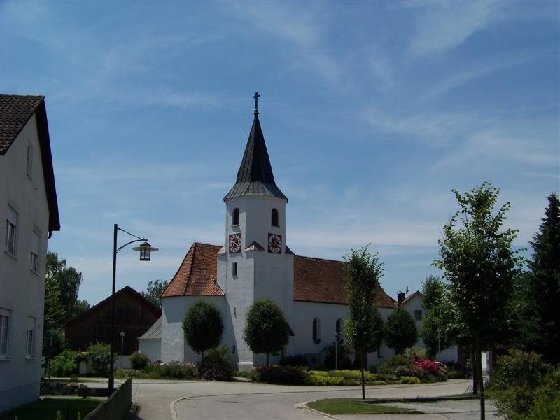 Kirche St. Petrus und Paulus Waltendorf.